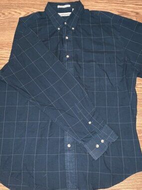 MunsingWear men's L dark green long sleeve button up shirt w/ collar Casual